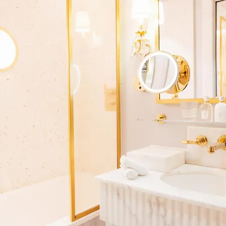Maison Barriere Vendome 5*