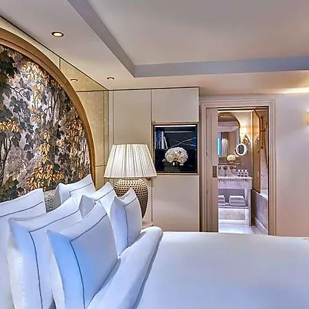 Maison Barriere Vendome 5*