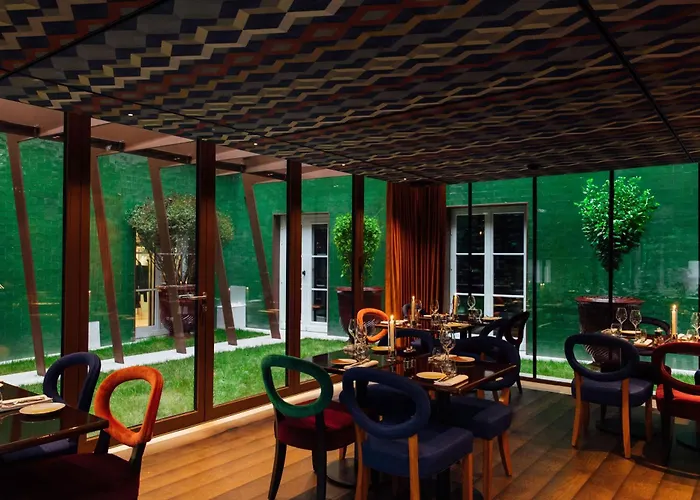 Maison Barriere Vendome 5*