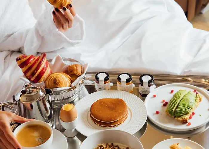 Maison Barrière Vendôme 5* Paris