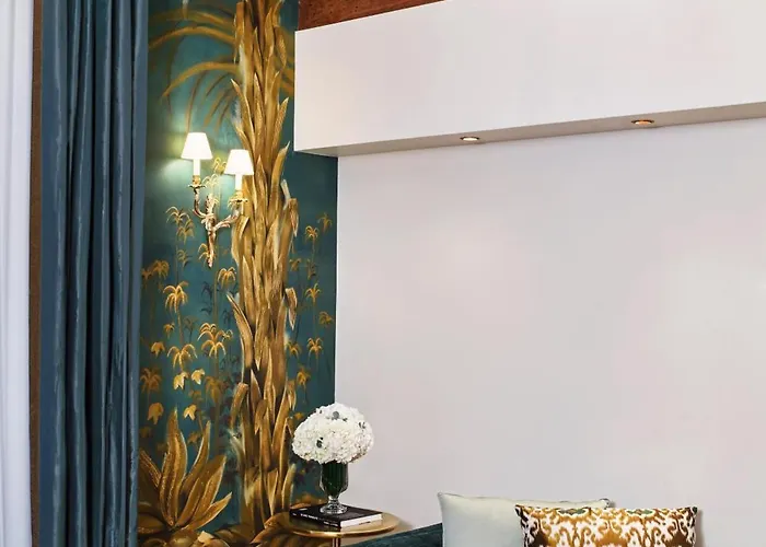 Maison Barrière Vendôme 5*