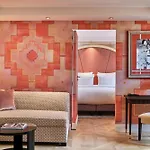 מלון Maison Barriere Vendome