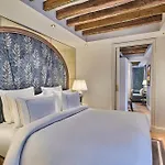 Maison Barriere Vendome 5* פריז